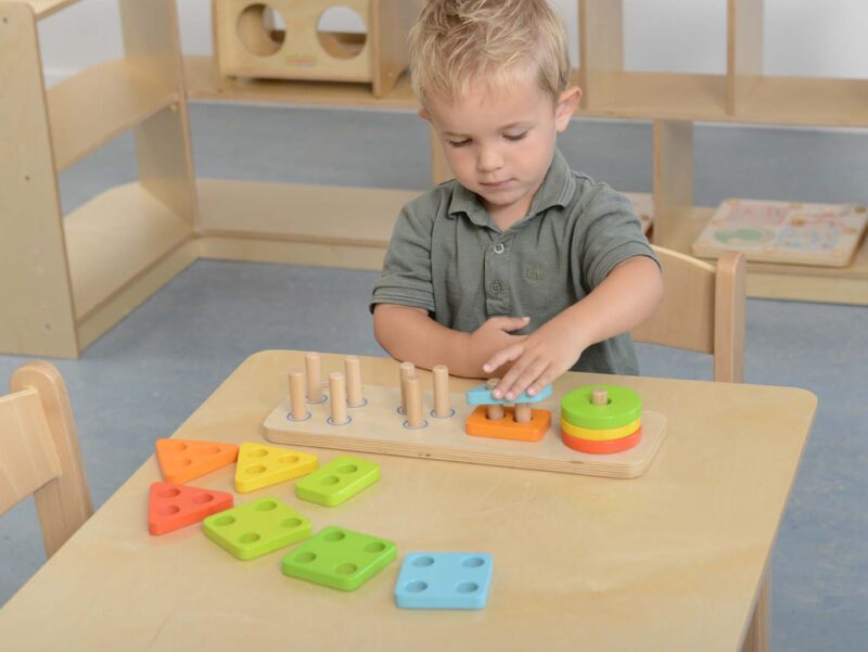Drewniany sorter kształtów kolorowe klocki Masterkidz Montessori, zabawka dla dzieci