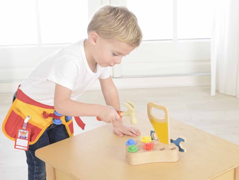 Pas z narzędziami stolarza 12 elementów Masterkidz, zabawka dla dzieci
