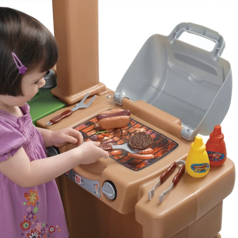 Domek dla dzieci do ogrodu Step2 z grilem i ławeczką, zabawka dla dzieci