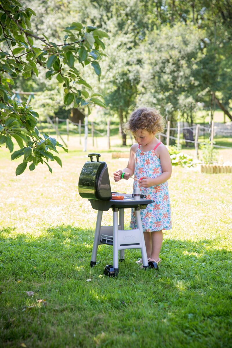 Grill ogrodowy dla dzieci barbecue 18 akcesoriów, zabawka dla dzieci, Smoby