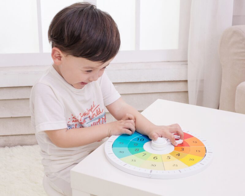 Zegar tablica manipulacyjna do nauki czasu Montessori 29 el., zabawka dla dzieci, Classic World